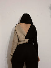 Cargar imagen en el visor de la galería, Mia Sweater

