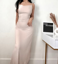 Cargar imagen en el visor de la galería, VESTIDO ISABEL
